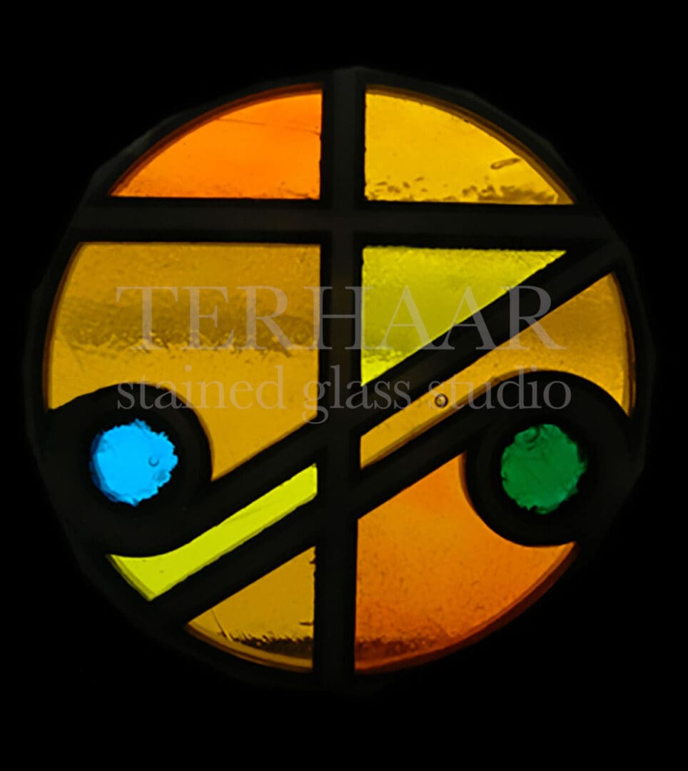 stained-glass-art_cross-of-light_stained-glass-window_house of worship_terhaarglass.com